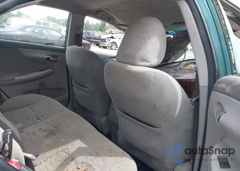 2010 Toyota Corolla Le z USA, uszkodzony, nr VIN 2T1BU4EE9AC308865